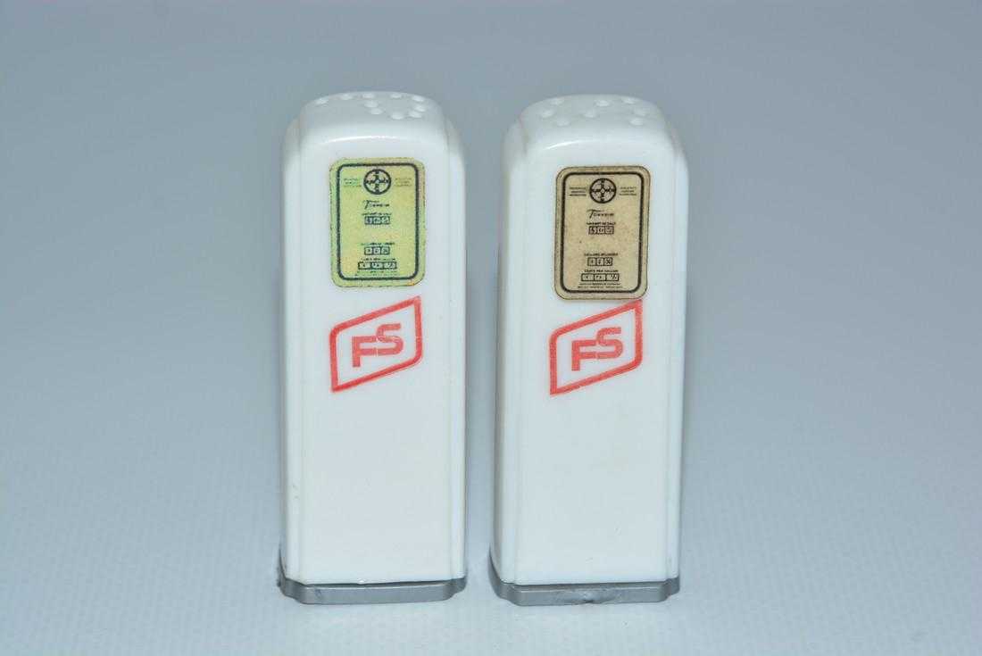 Plastic advertising gas pumps salt and pepper shakers - Farm Service (FS)