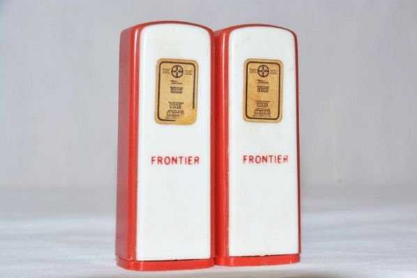 Plastic advertising gas pumps salt and pepper shakers - Frontier
