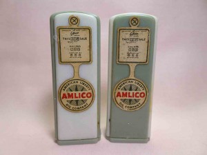 Advertising plastic gas pumps - Amlico