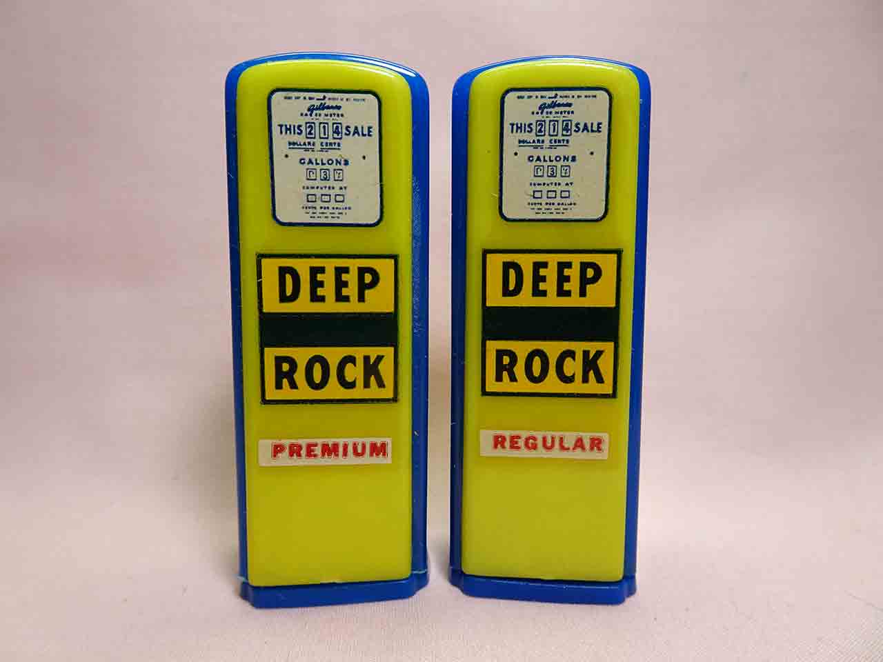 Advertising plastic gas pumps - Deep Rock