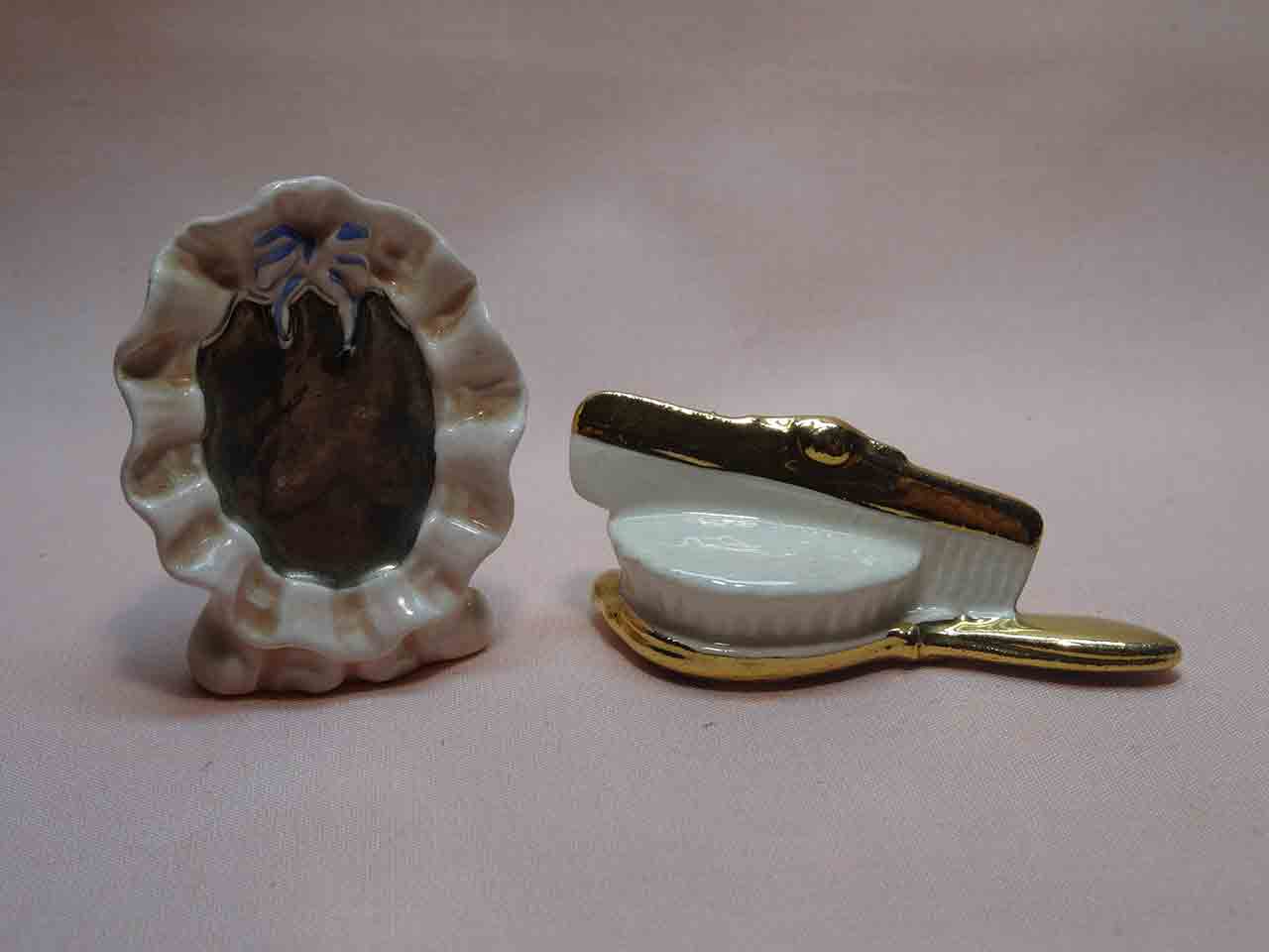 Arcadia miniature brush with comb and mirror salt and pepper shakers
