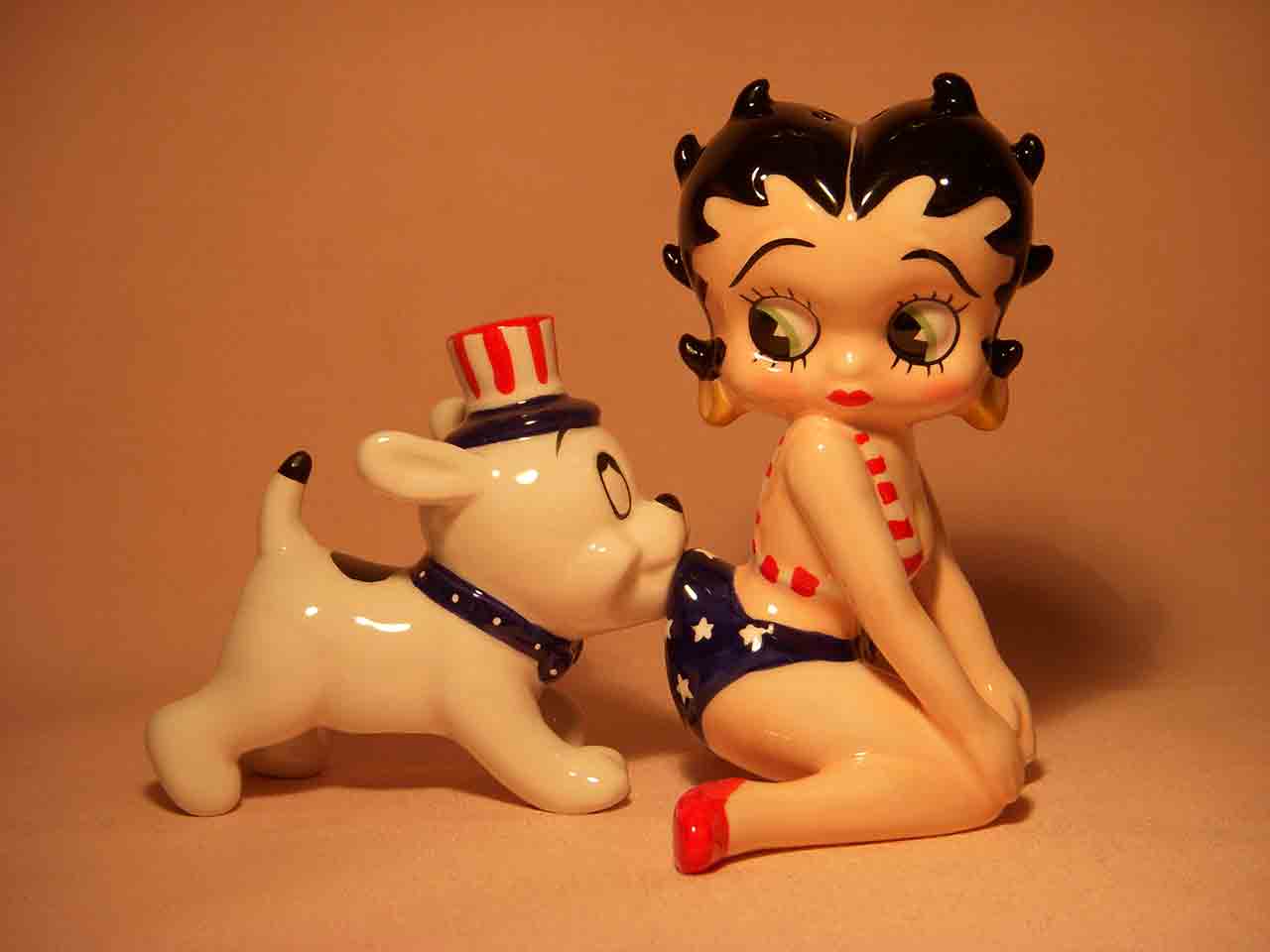 Magnetic Betty Boop with her dog Pugsy salt and pepper shaker