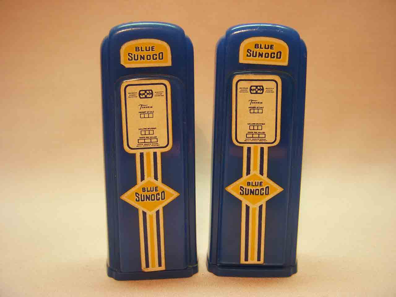Plastic advertising gas pumps salt and pepper shakers - Sunoco
