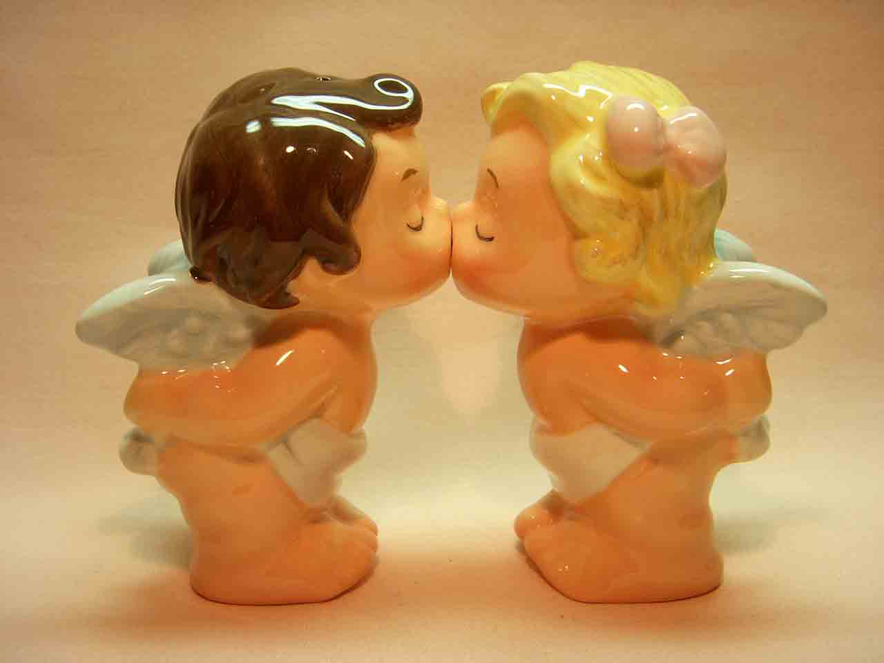 Kissers and magnetic angel kids salt and pepper shaker